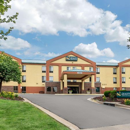 Quality Inn & Suites Lenexa Kansas City Exteriör bild